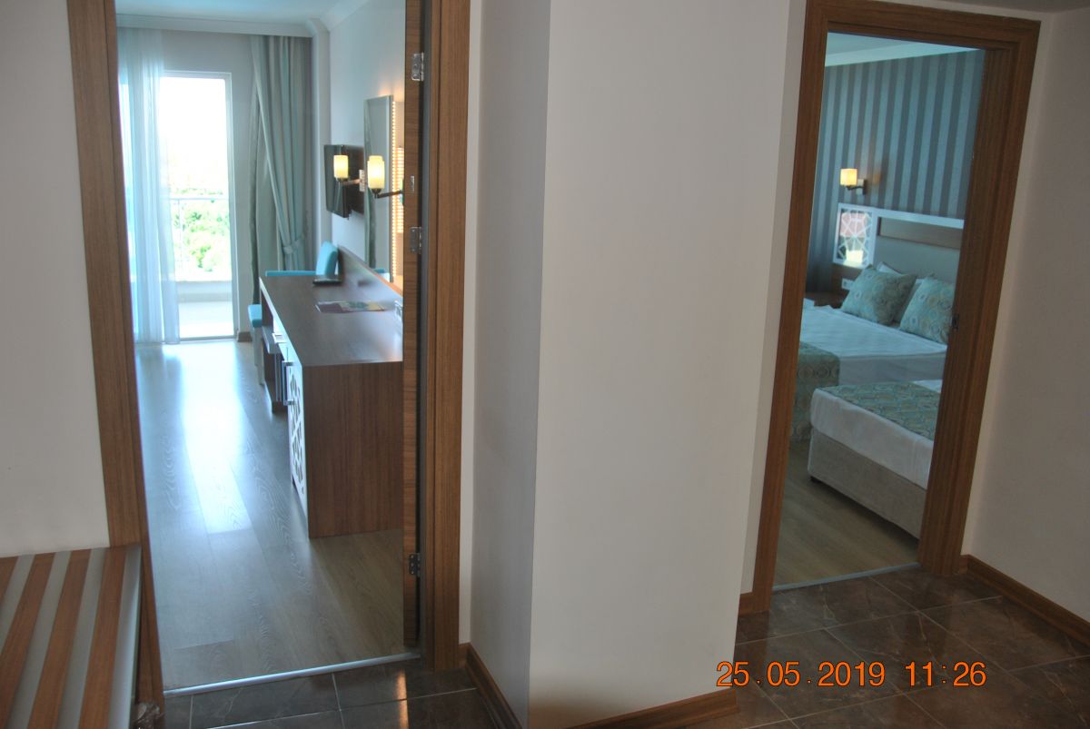 imagini hotel LONICERA RESORT